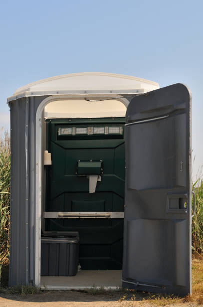 Best Luxury portable toilet rental  in Emerd Mountain, AL